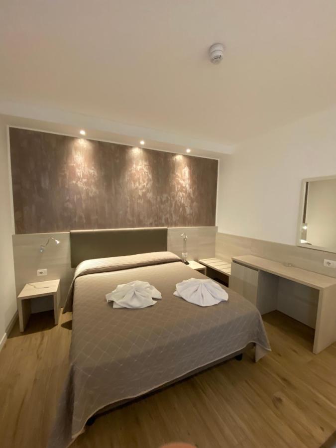 Superior Double or Twin Room Terrace