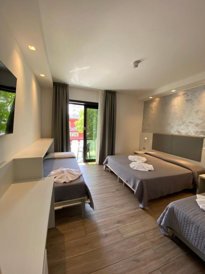 Superior Family Room Terrace